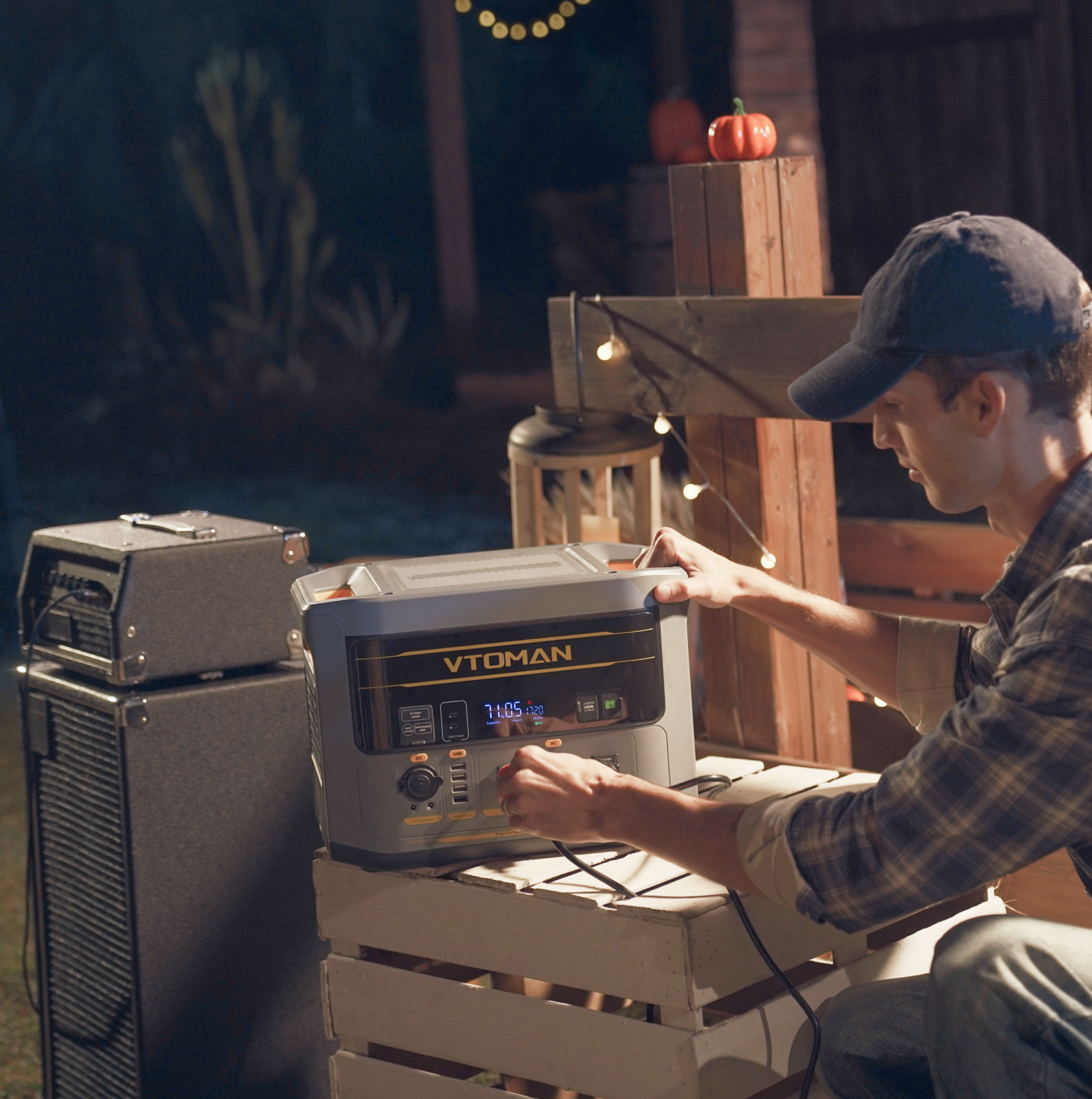 VTOMAN FlashSpeed 2400 Portable Power Station